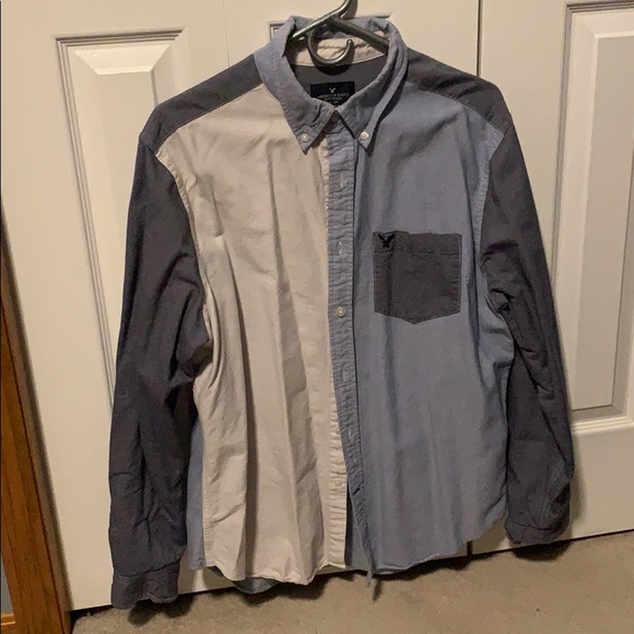 American Eagle Outfitters Other - American Eagle Men’s classic fit color block